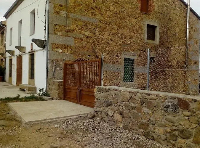 Dom wakacyjny Casa Pena Negra Becedas